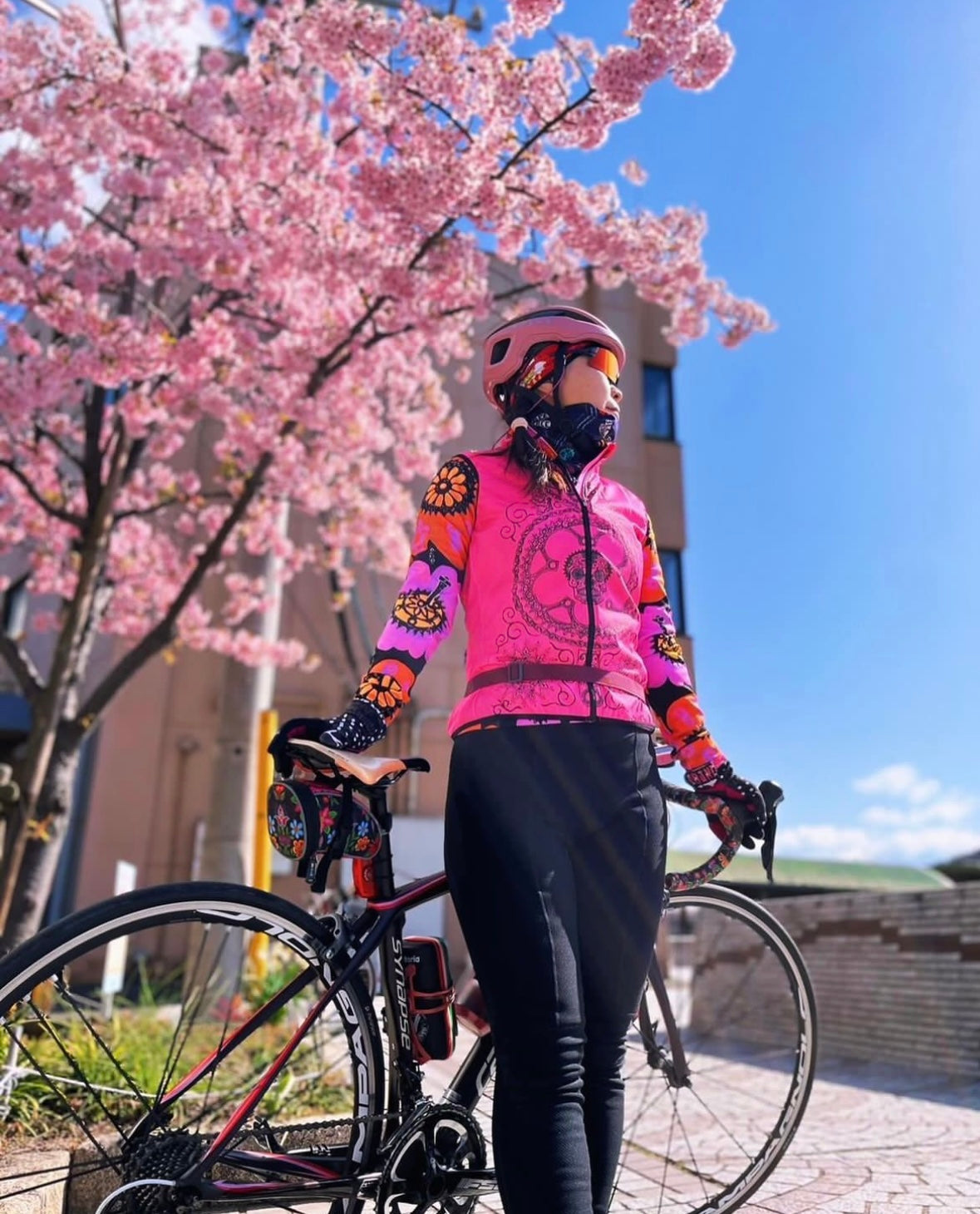 Day of the Living Lightweight Cycling Gilet Pink